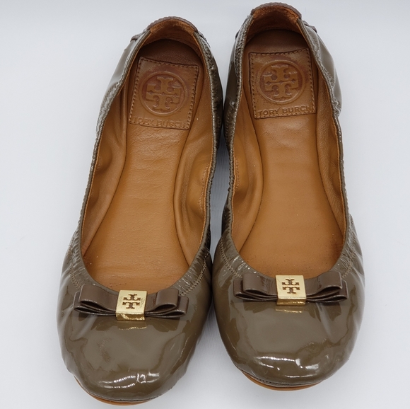 Tory Burch Eddie Bow Patent Leather Flats Olive Green Womens 8 - Picture 4 of 16